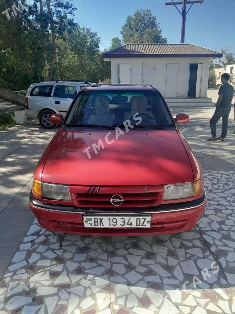 Opel Astra 1993 - 30 000 TMT - Гурбансолтан Едже - img 6