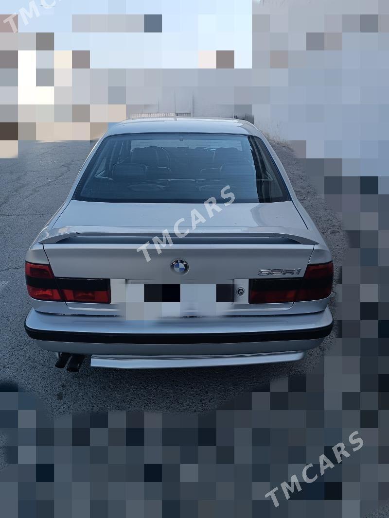 BMW 525 1995 - 80 000 TMT - Мары - img 2