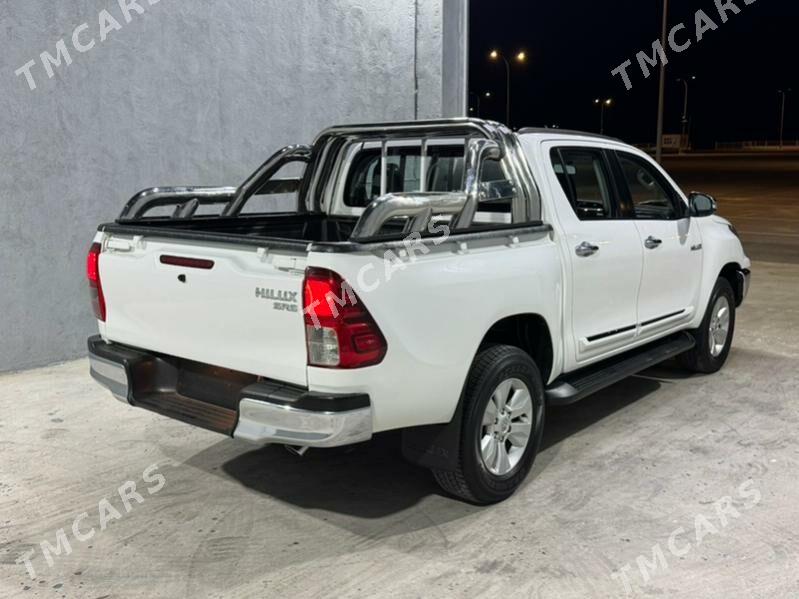 Toyota Hilux 2016 - 395 000 TMT - Ашхабад - img 4