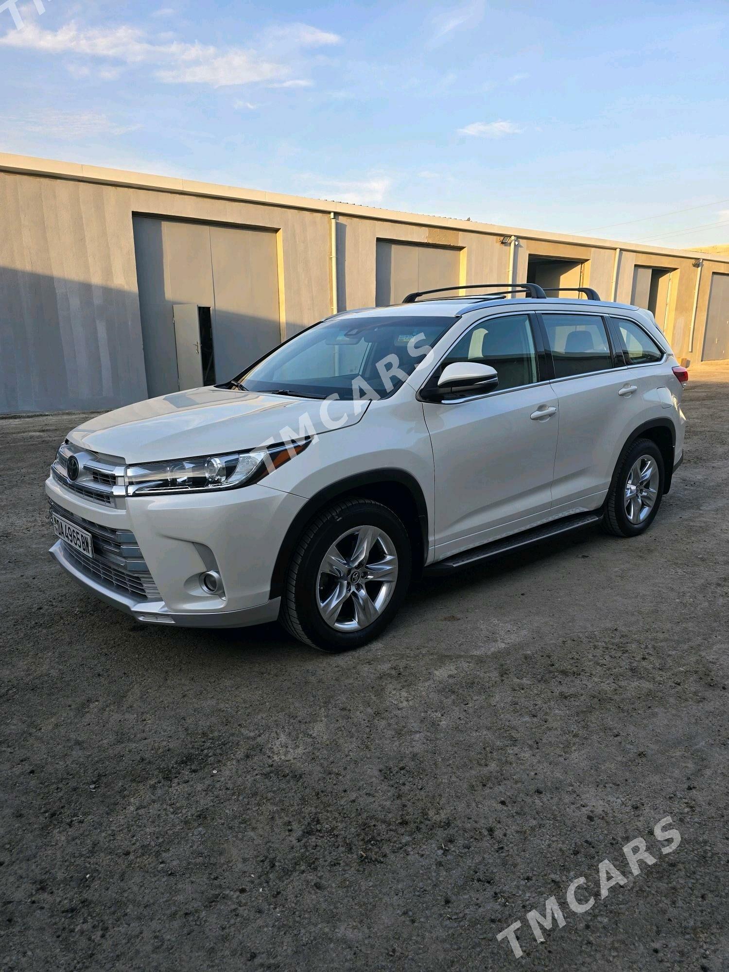 Toyota Highlander 2019 - 500 000 TMT - Gyzylarbat - img 2