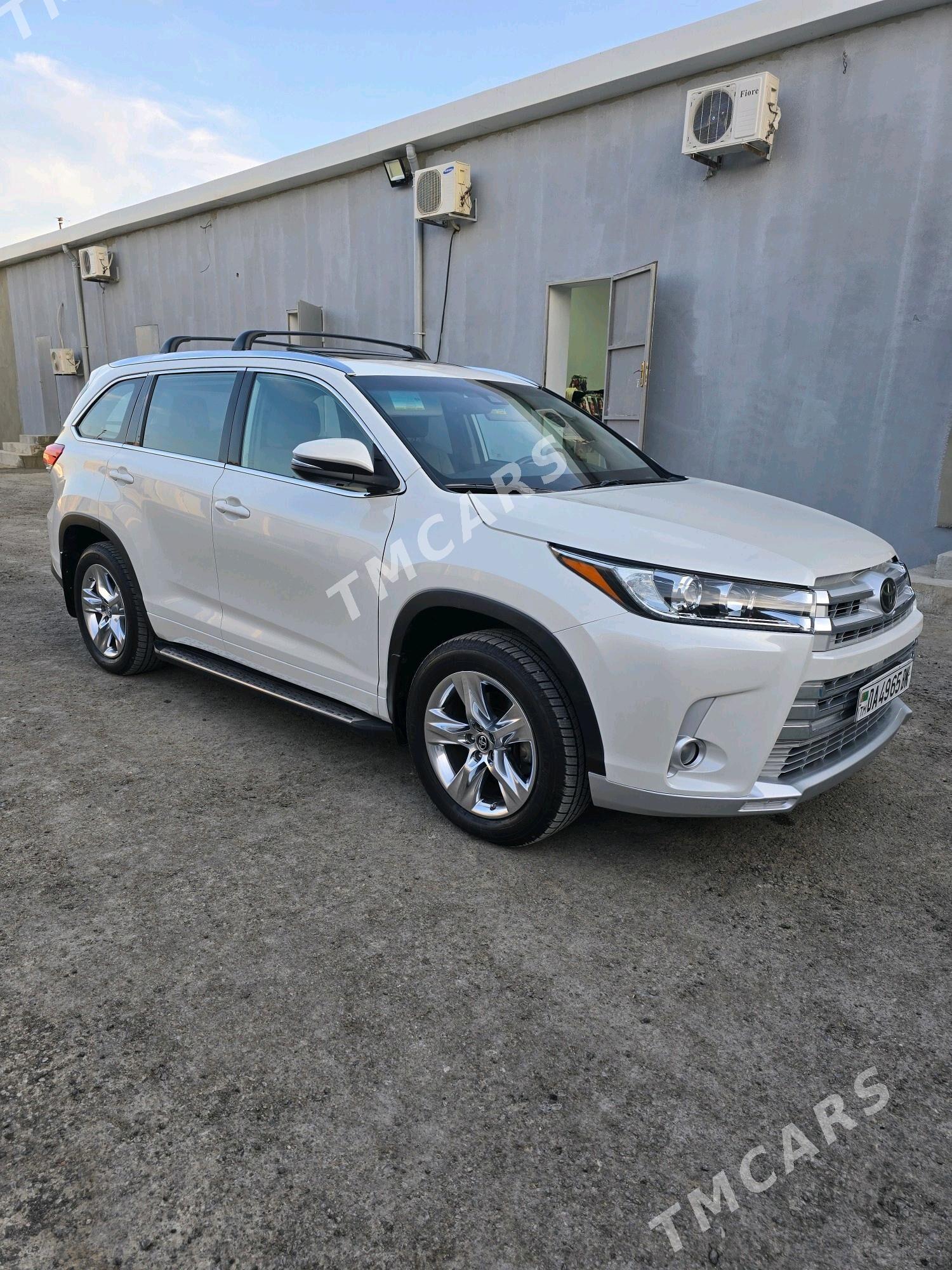 Toyota Highlander 2019 - 500 000 TMT - Gyzylarbat - img 3