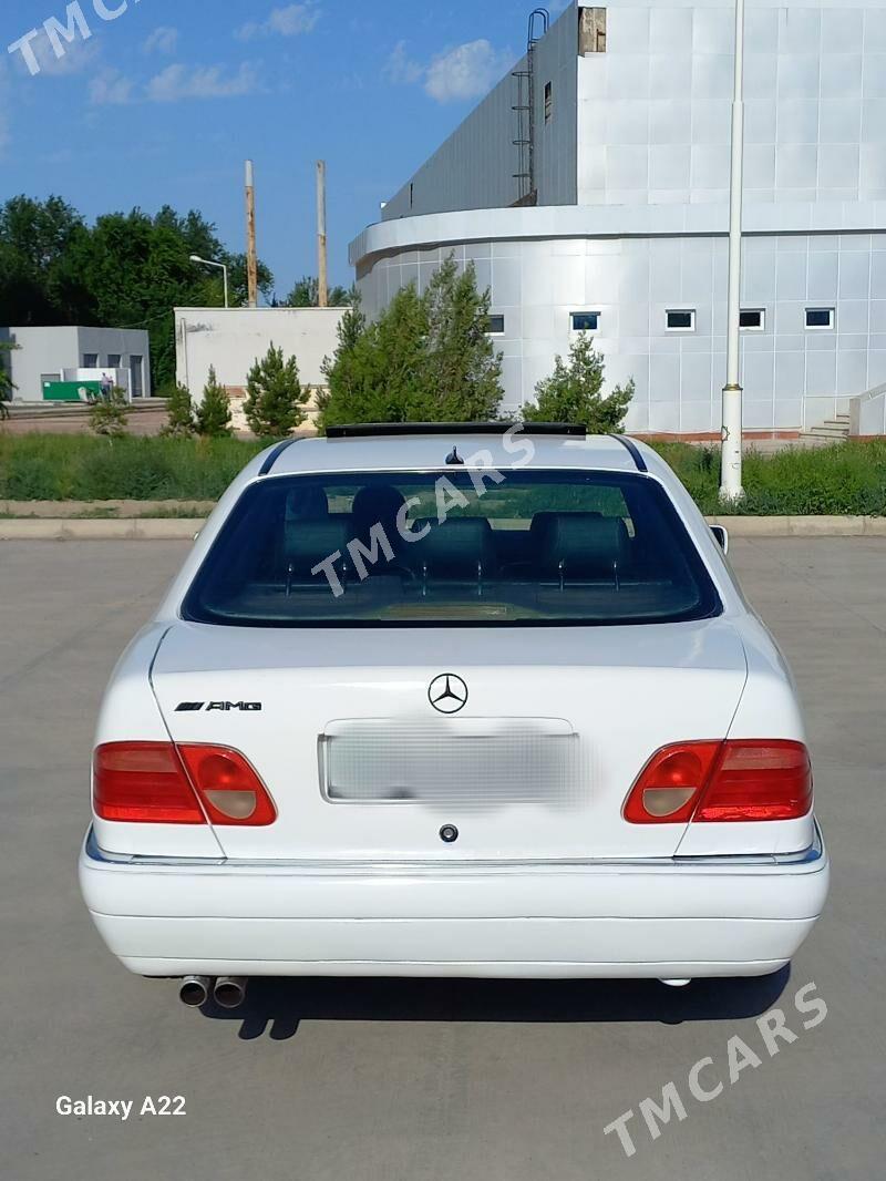 Mercedes-Benz E320 1999 - 90 000 TMT - Mary - img 3