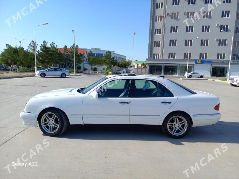 Mercedes-Benz E320 1999 - 90 000 TMT - Mary - img 8