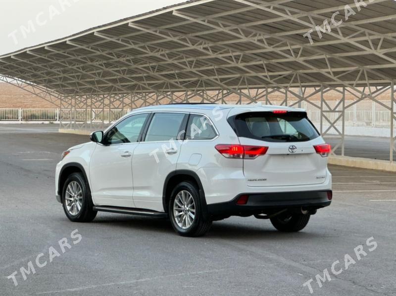 Toyota Highlander 2019 - 465 000 TMT - Aşgabat - img 9