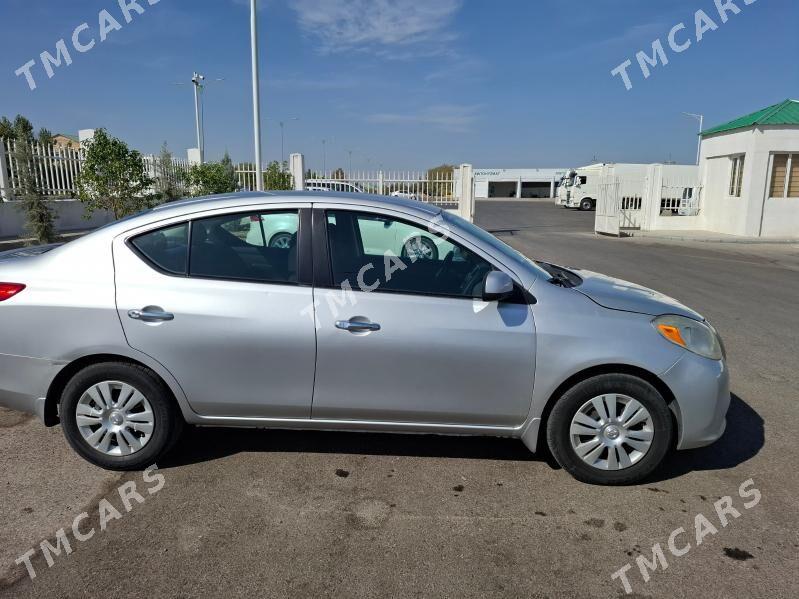 Nissan Versa 2012 - 105 000 TMT - Ким район - img 6