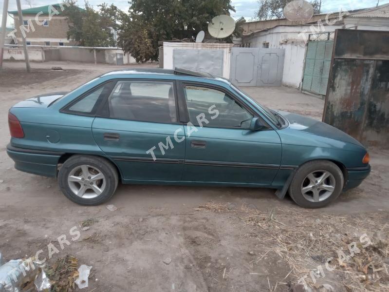 Opel Astra 1993 - 40 000 TMT - Дашогуз - img 3