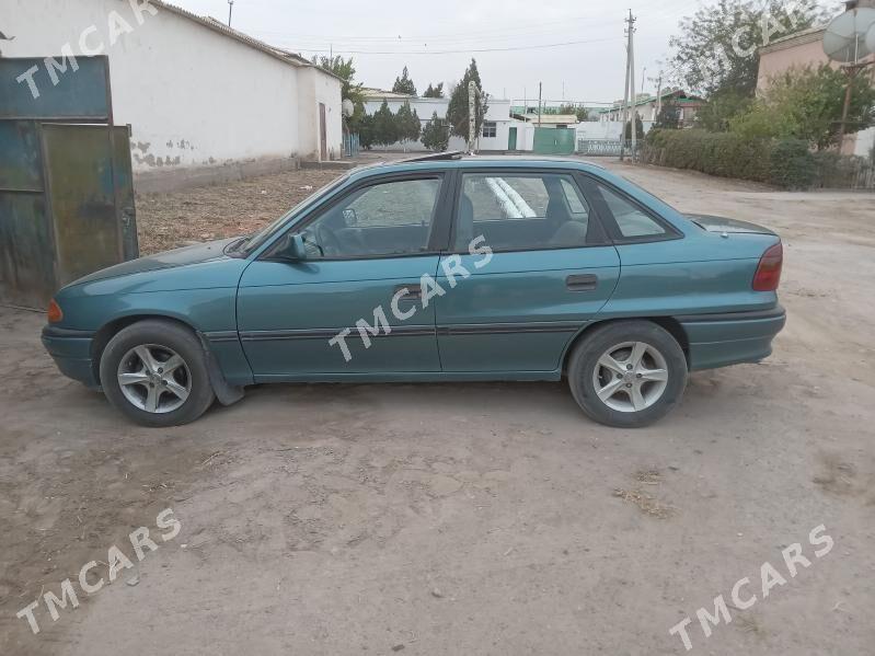 Opel Astra 1993 - 40 000 TMT - Дашогуз - img 5