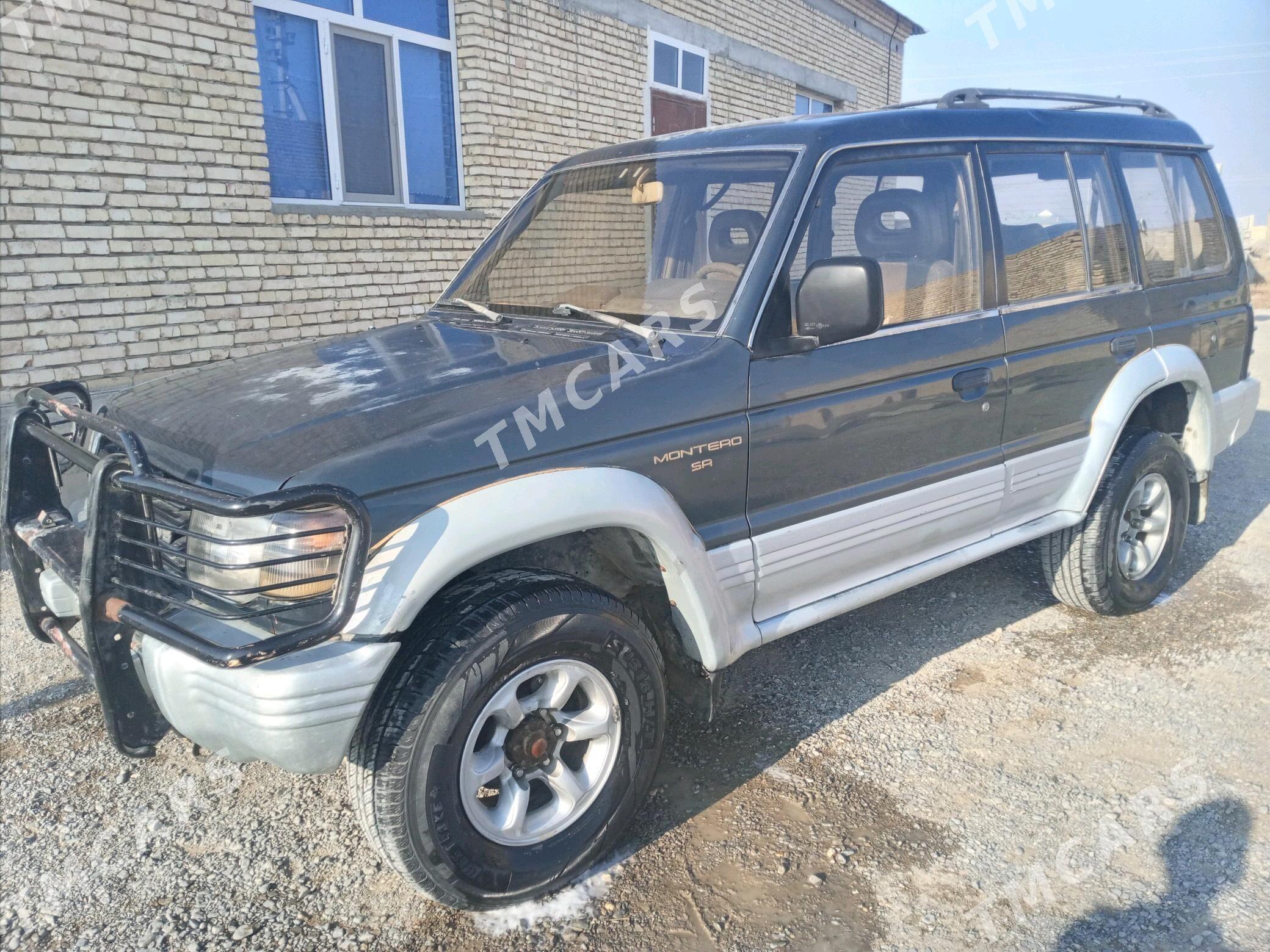 Mitsubishi Montero 1994 - 40 000 TMT - Гёкдепе - img 4