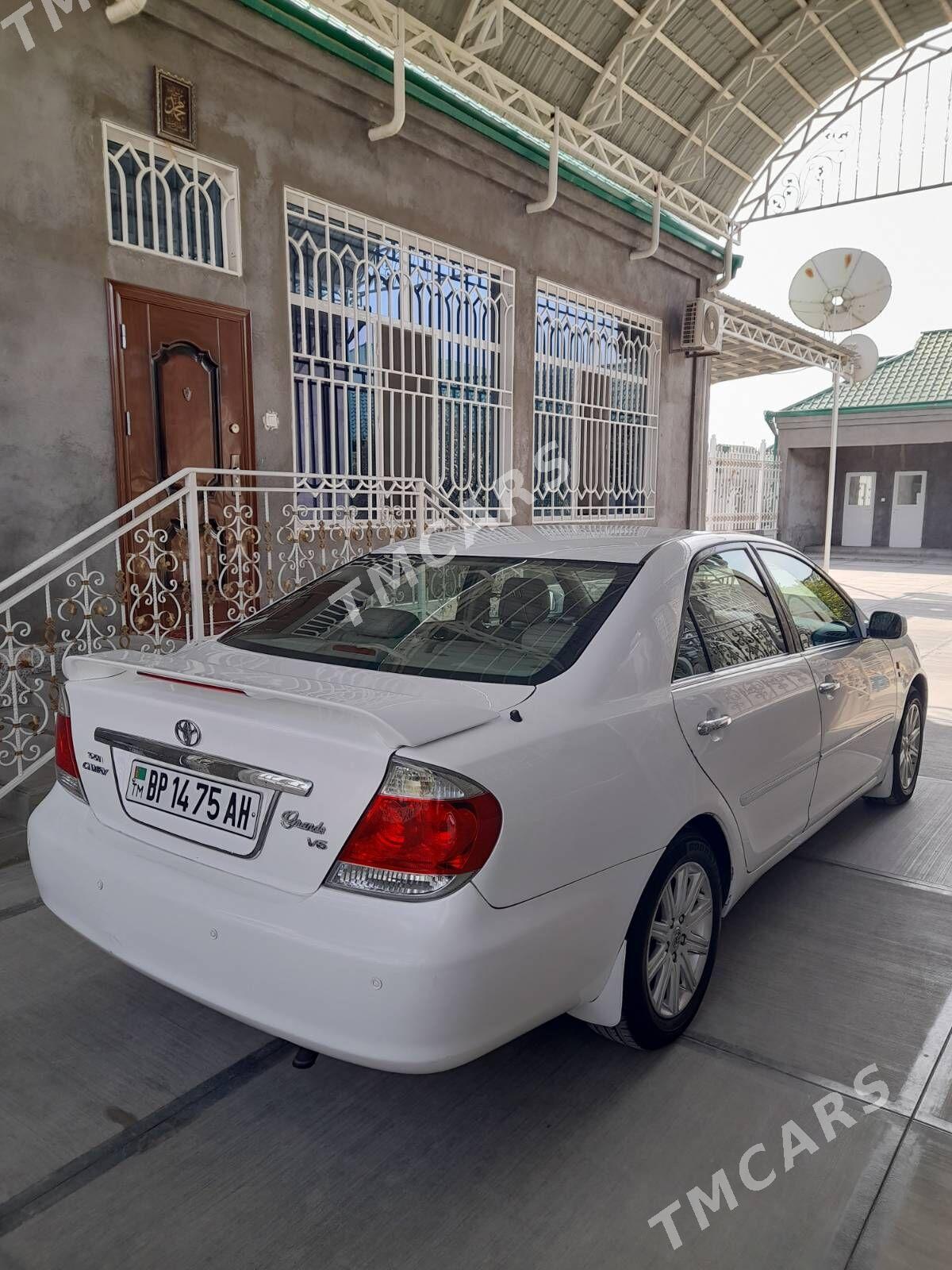 Toyota Camry 2003 - 160 000 TMT - Гёкдепе - img 2