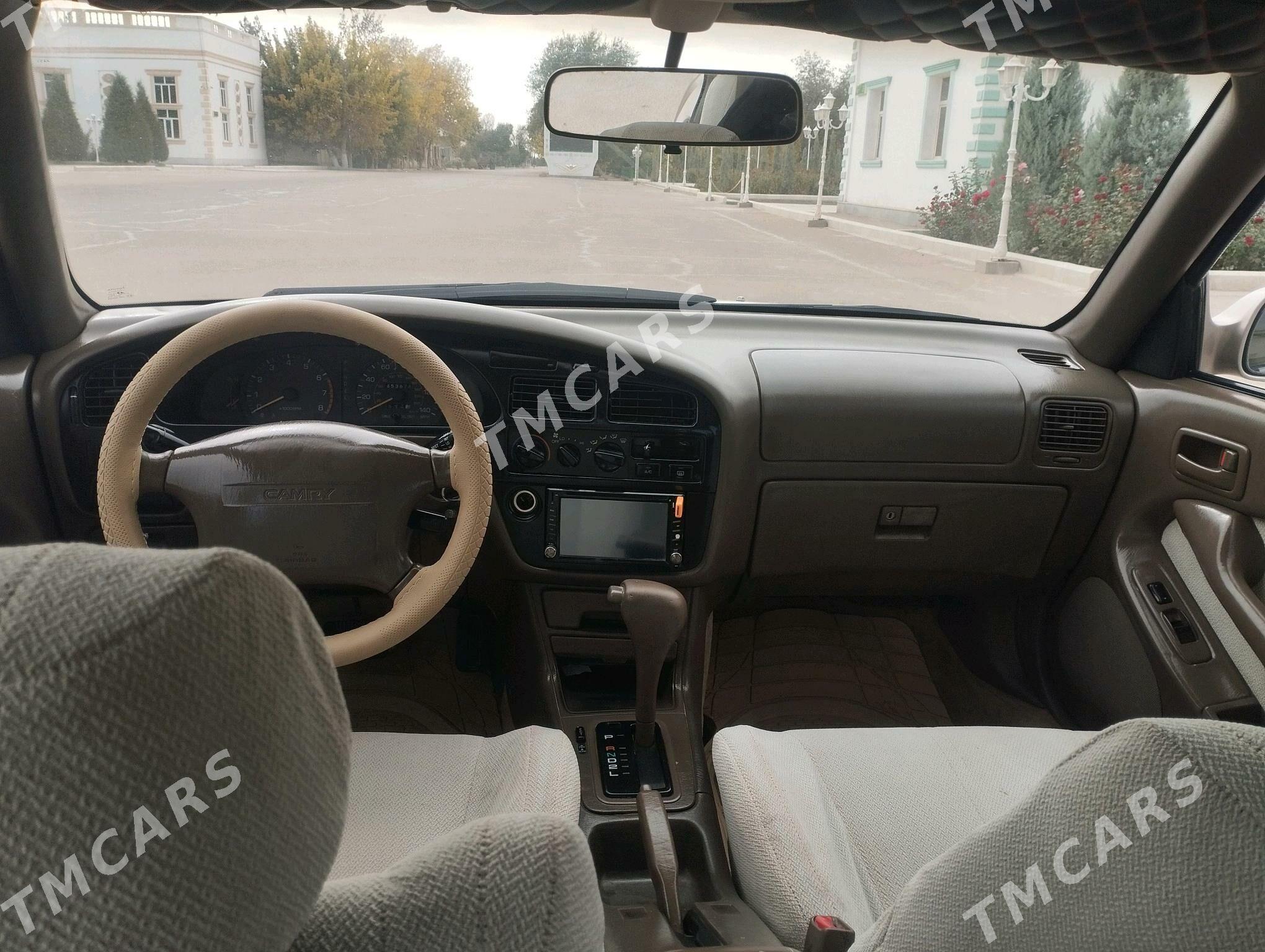 Toyota Camry 1994 - 78 000 TMT - Губадаг - img 6