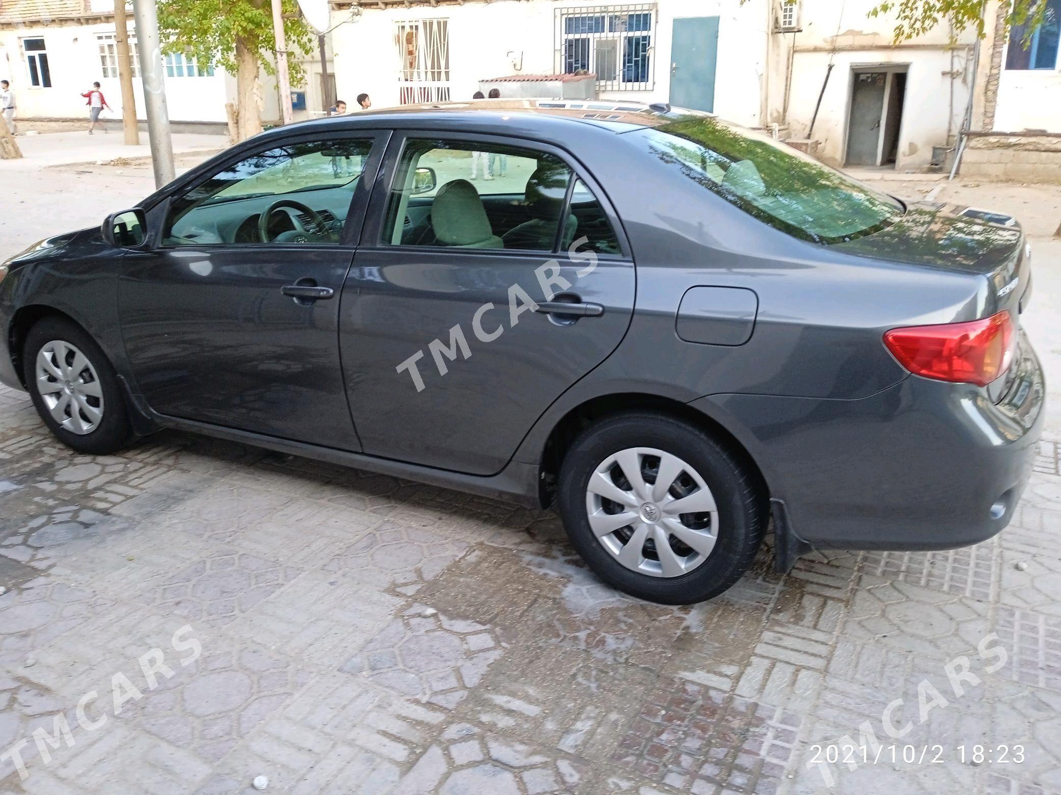 Toyota Corolla 2010 - 117 000 TMT - Балканабат - img 2