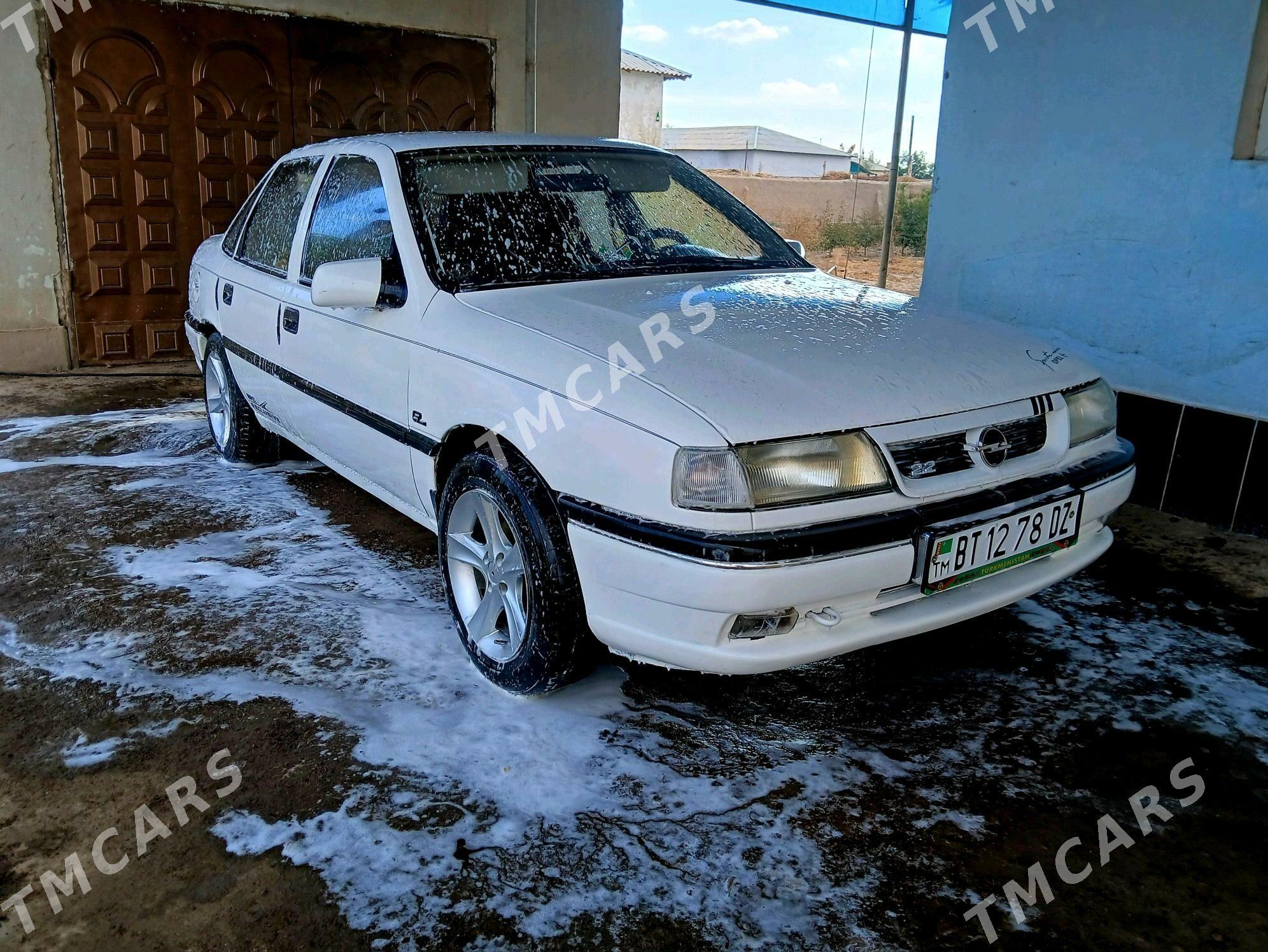 Opel Vectra 1995 - 40 000 TMT - Губадаг - img 2