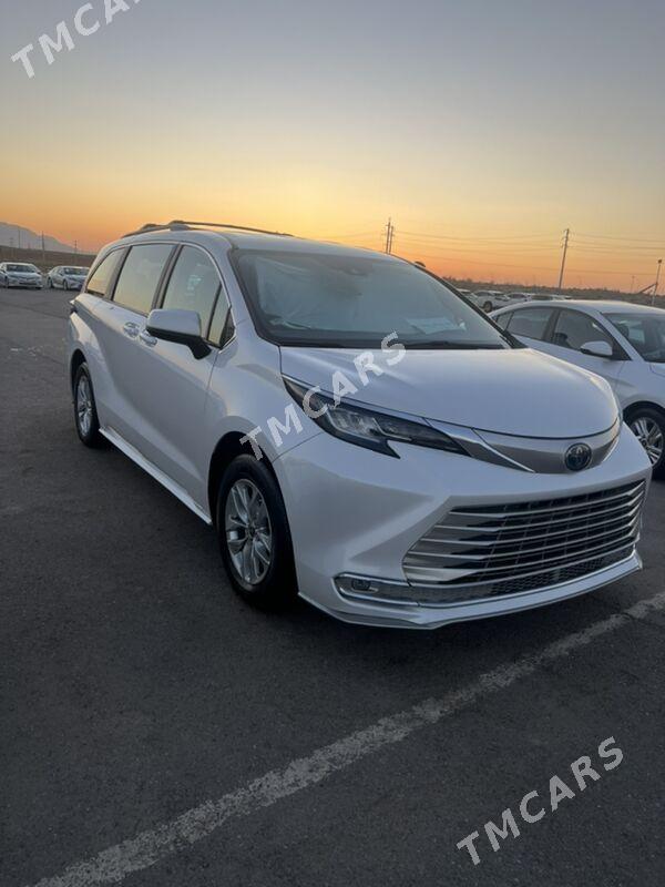 Toyota Sienna 2022 - 480 000 TMT - "Алтын Асыр" Гундогар базары ( Толкучка) - img 9