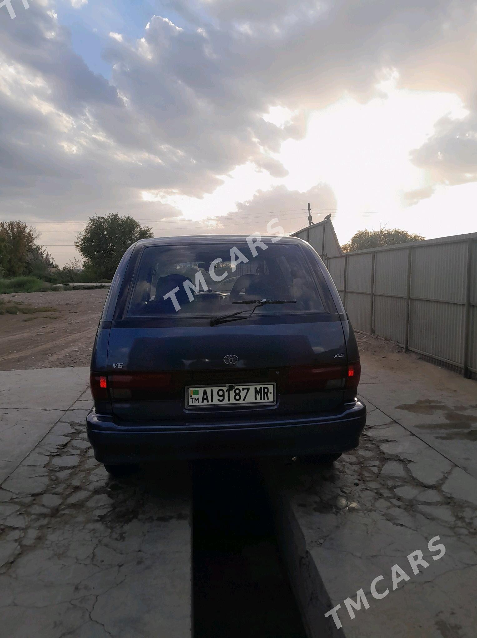 Toyota Previa 1992 - 70 000 TMT - Sakarçäge - img 2