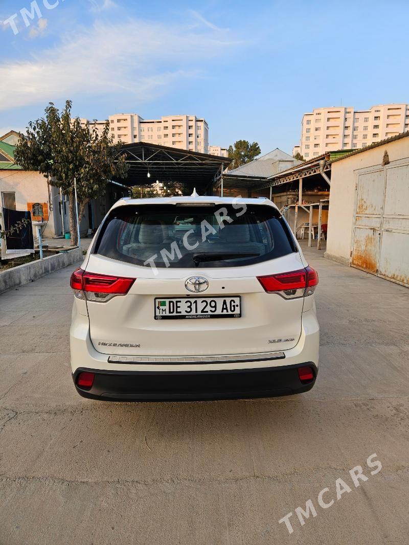 Toyota Highlander 2019 - 499 000 TMT - Ашхабад - img 2