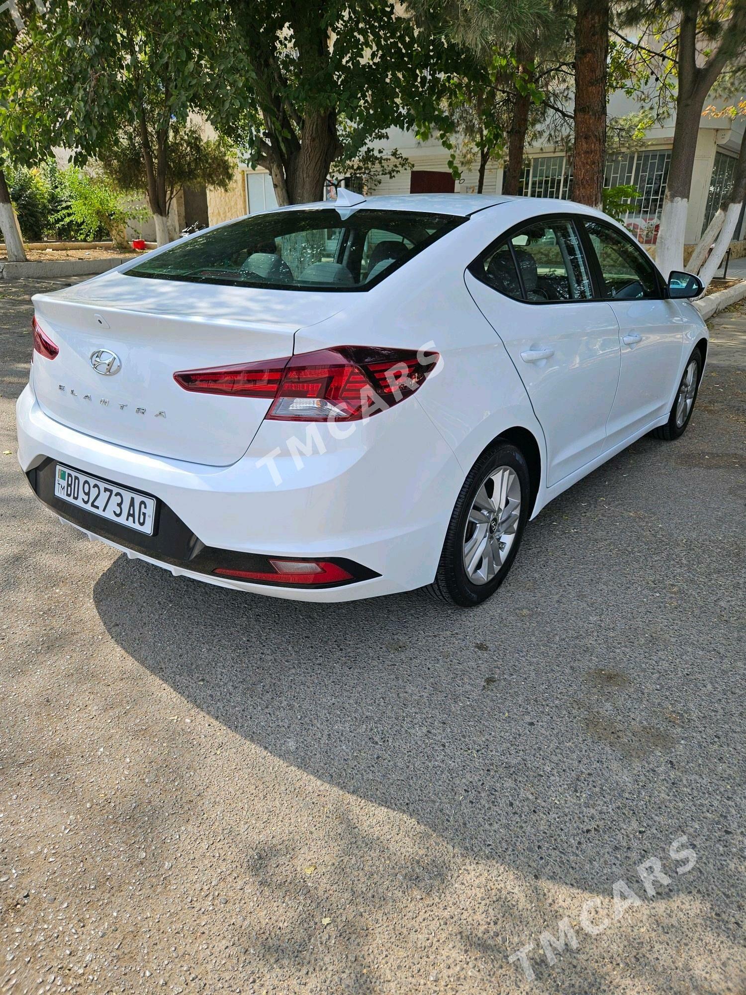 Hyundai Elantra 2020 - 200 000 TMT - Aşgabat - img 3