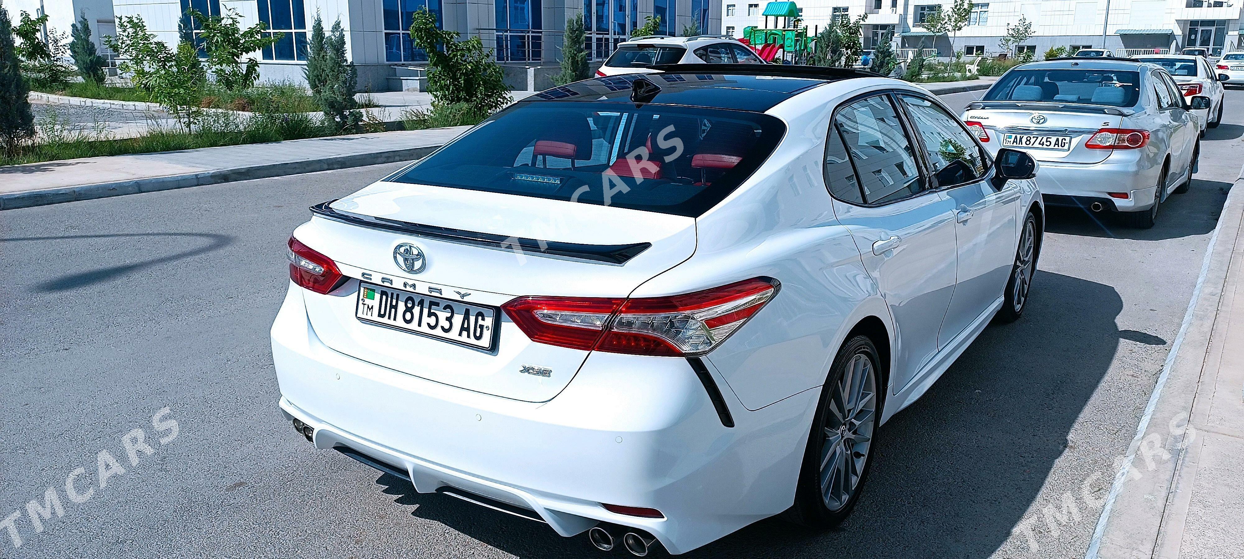 Toyota Camry 2020 - 300 000 TMT - Ашхабад - img 4