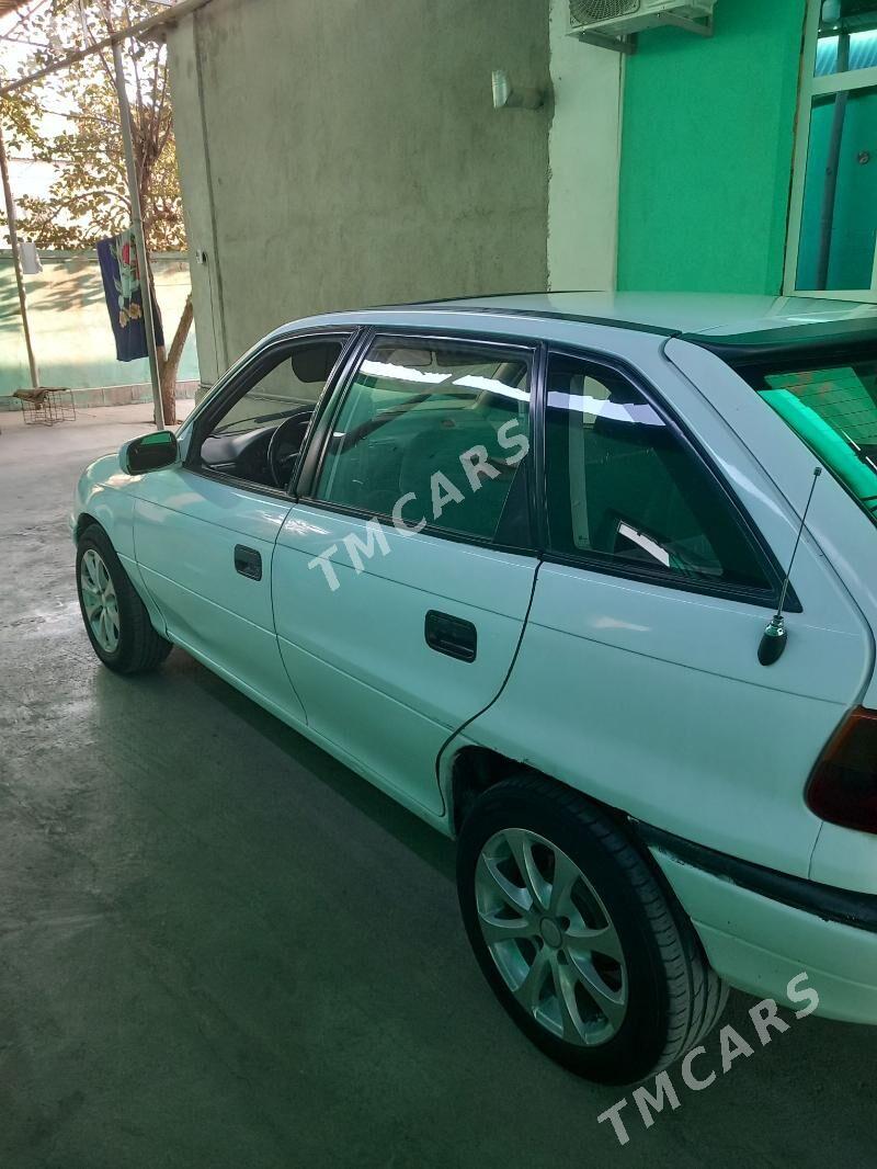 Opel Astra 1993 - 32 000 TMT - Aşgabat - img 3