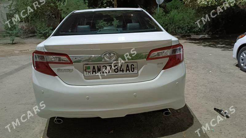 Toyota Camry 2013 - 195 000 TMT - 30 мкр - img 5