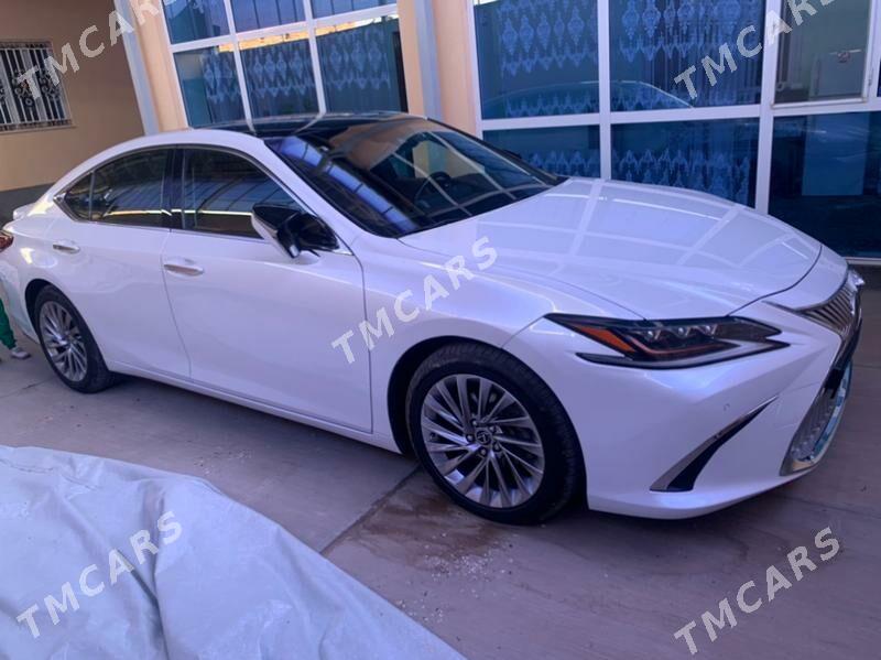 Lexus ES 350 2019 - 720 000 TMT - Теджен - img 2