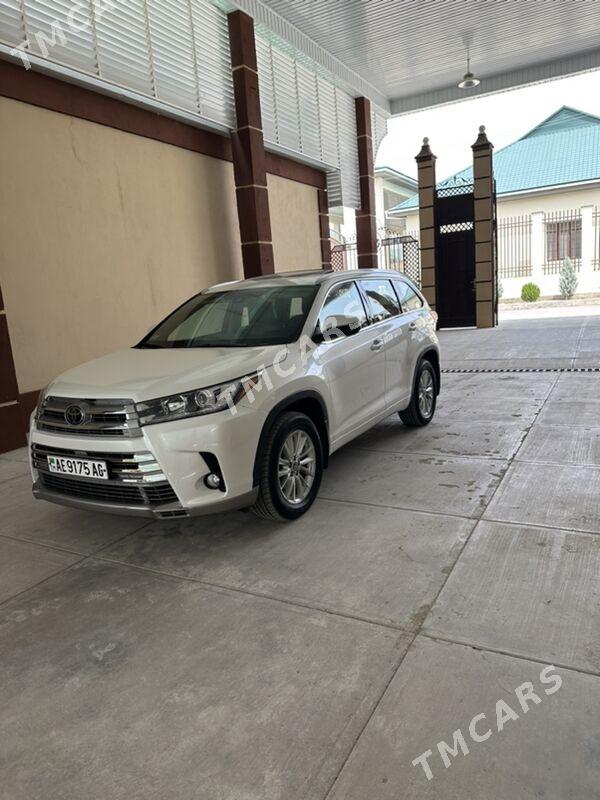 Toyota Highlander 2018 - 508 000 TMT - Ашхабад - img 3