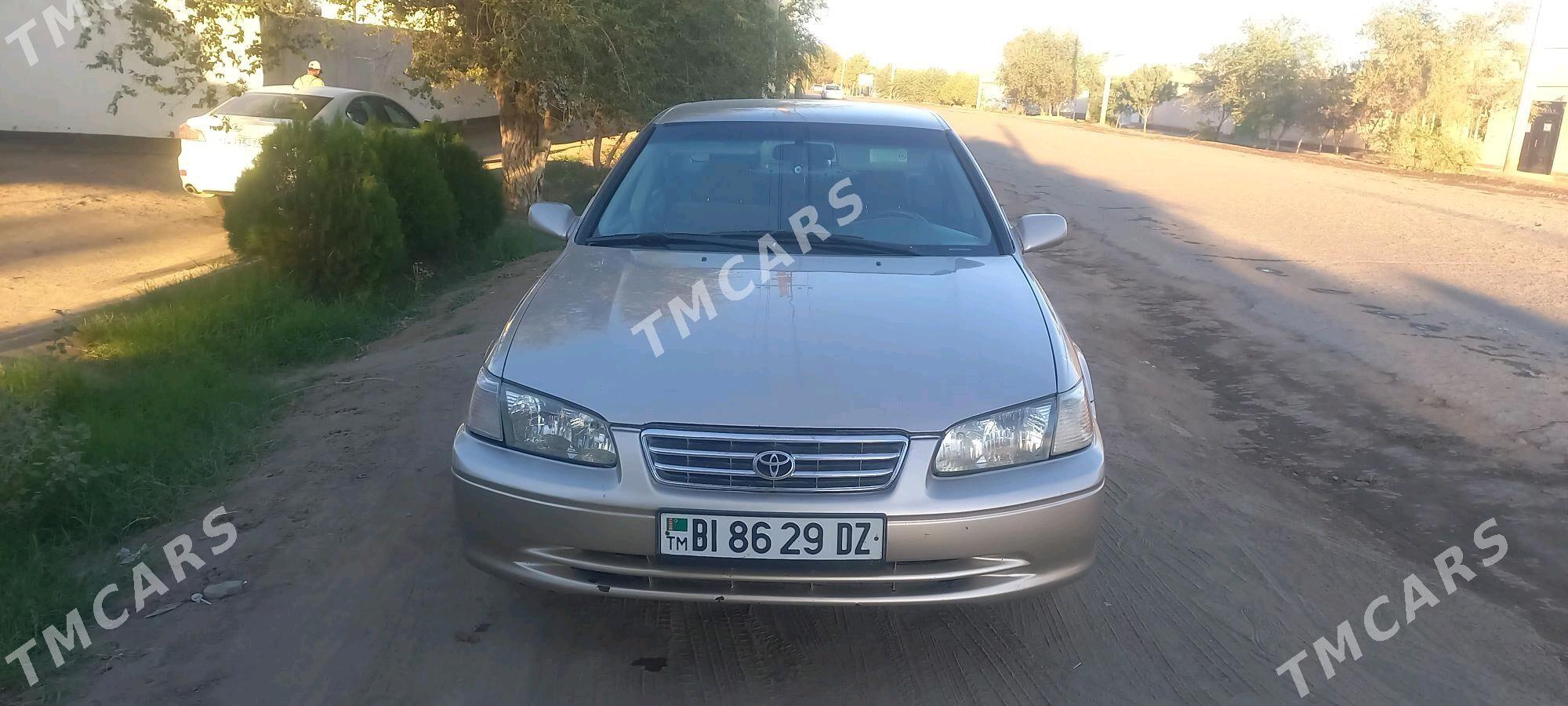 Toyota Camry 2001 - 115 000 TMT - Köneürgenç - img 2