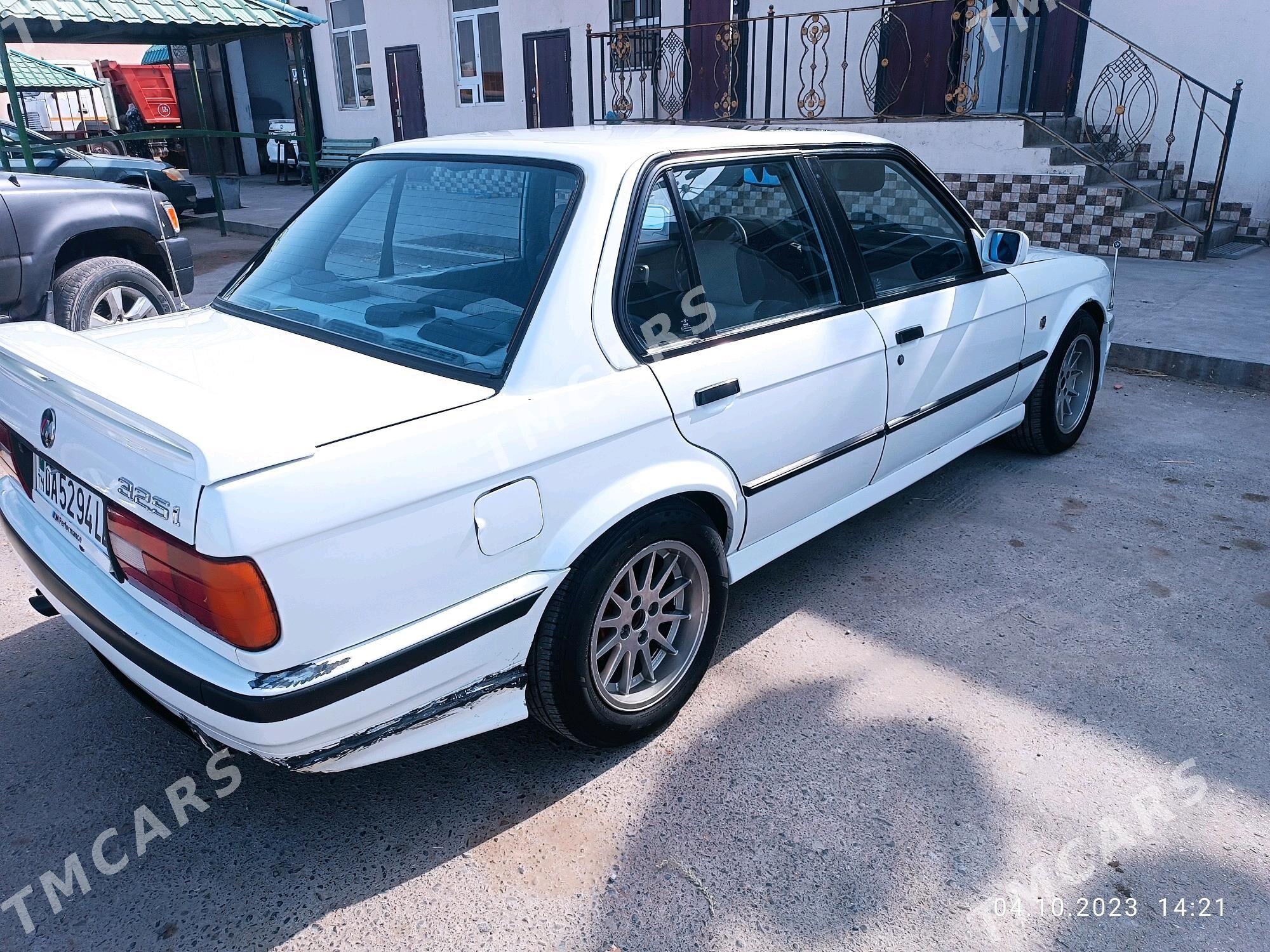 BMW 325 1990 - 40 000 TMT - Дянев - img 3