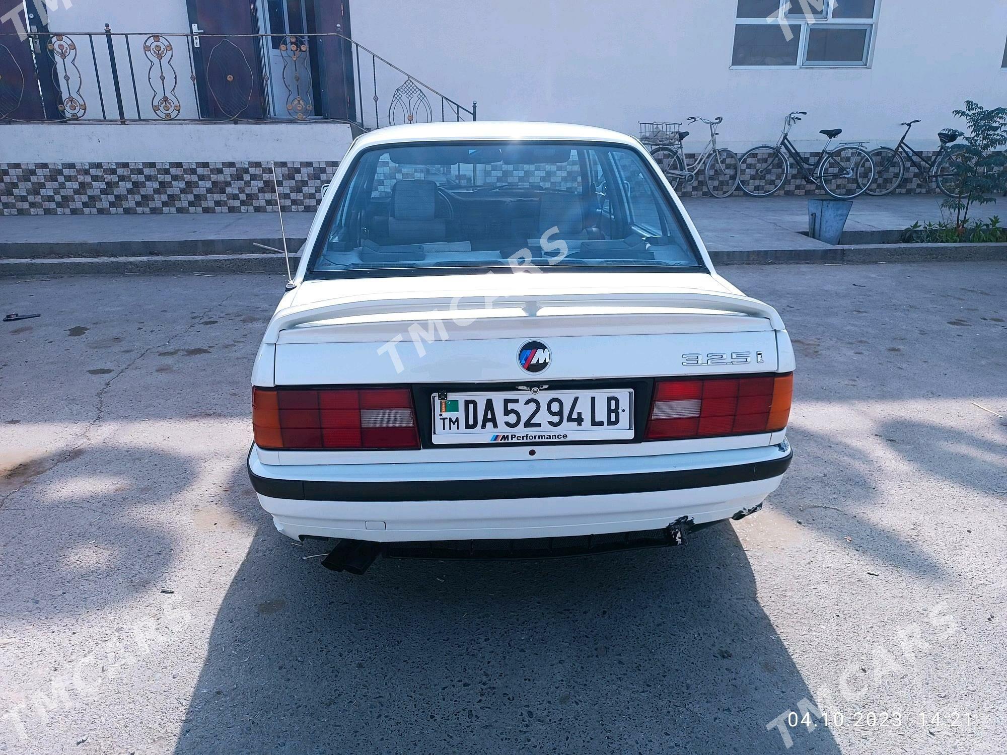 BMW 325 1990 - 40 000 TMT - Дянев - img 4