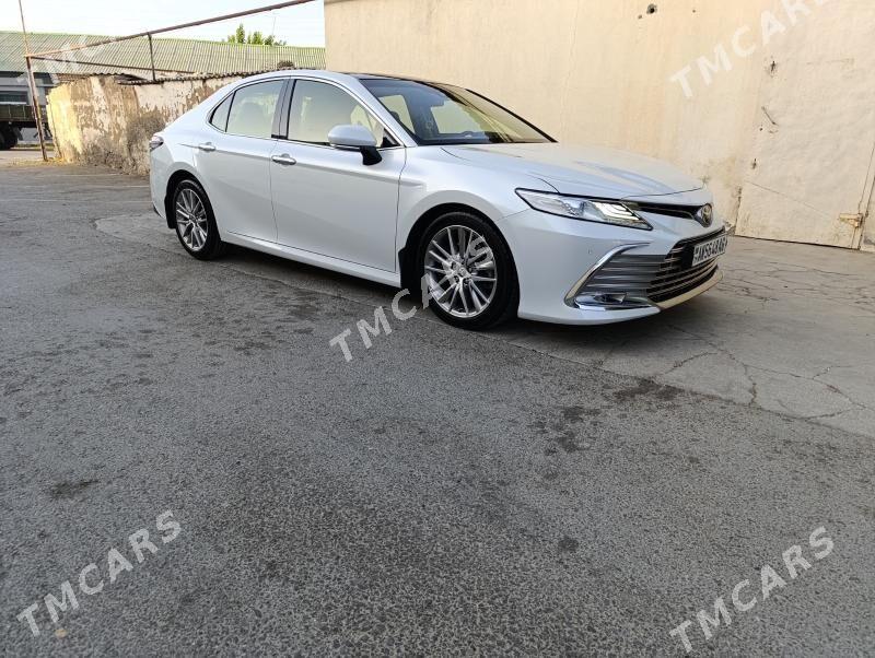 Toyota Camry 2021 - 555 000 TMT - Ашхабад - img 2