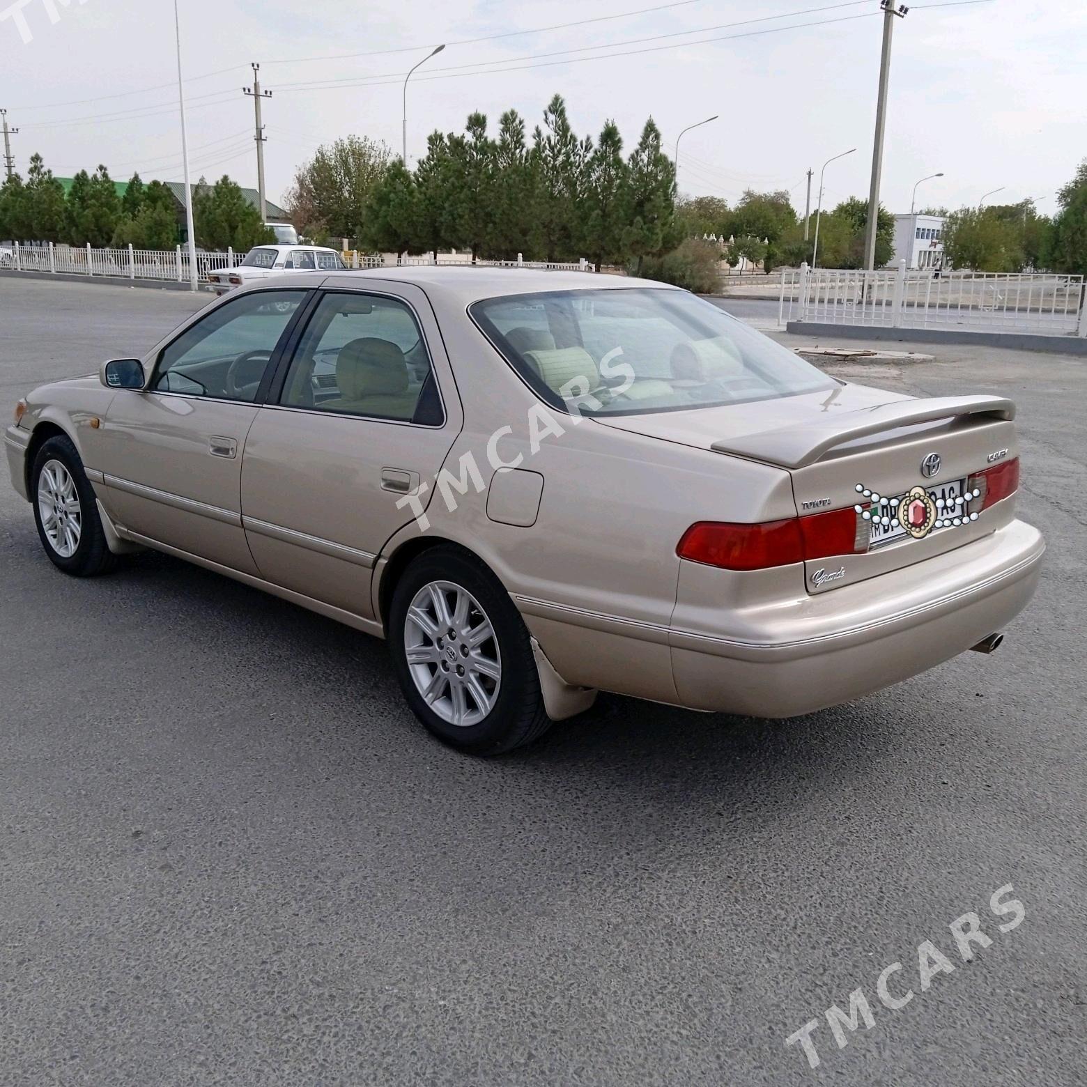 Toyota Camry 2000 - 147 000 TMT - Ашхабад - img 3