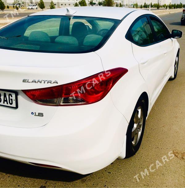 Hyundai Elantra 2011 - 150 000 TMT - Ашхабад - img 10