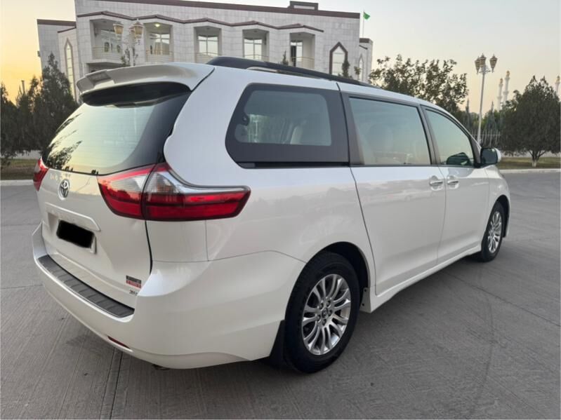 Toyota Sienna 2020 - 462 000 TMT - Мары - img 9