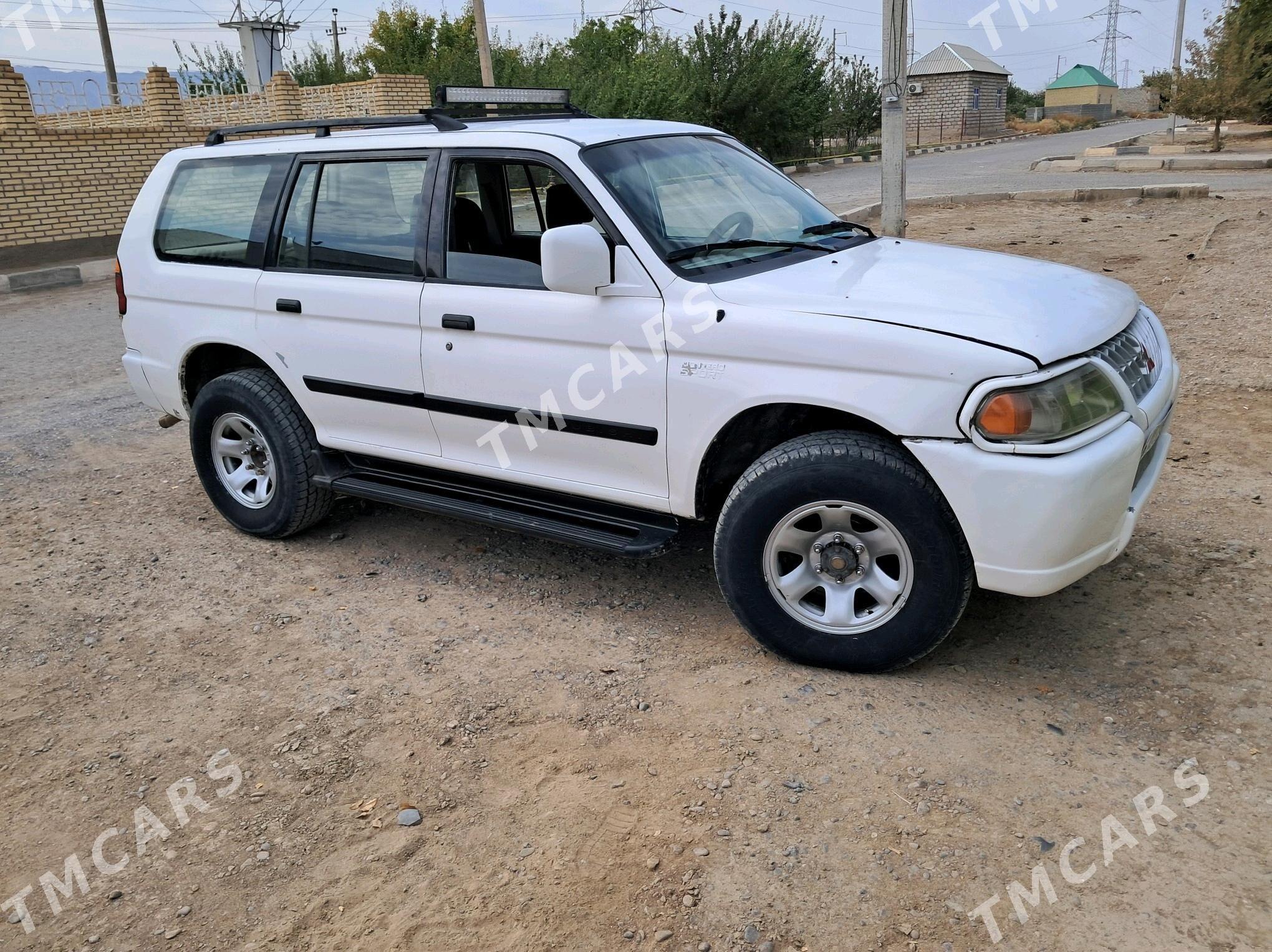 Mitsubishi Montero Sport 2002 - 50 000 TMT - Яшлык - img 2