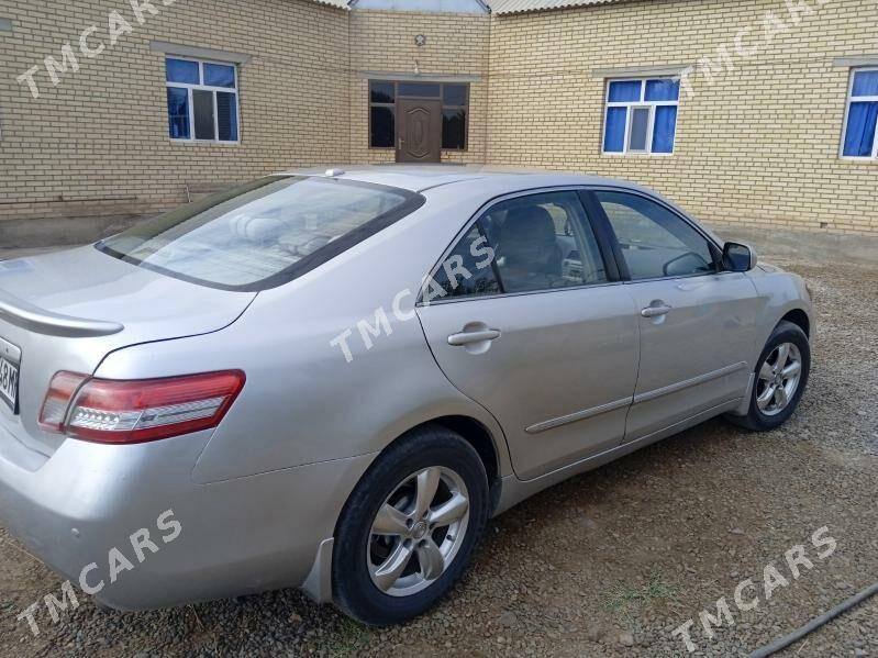 Toyota Camry 2010 - 130 000 TMT - Каракумский этрап - img 5