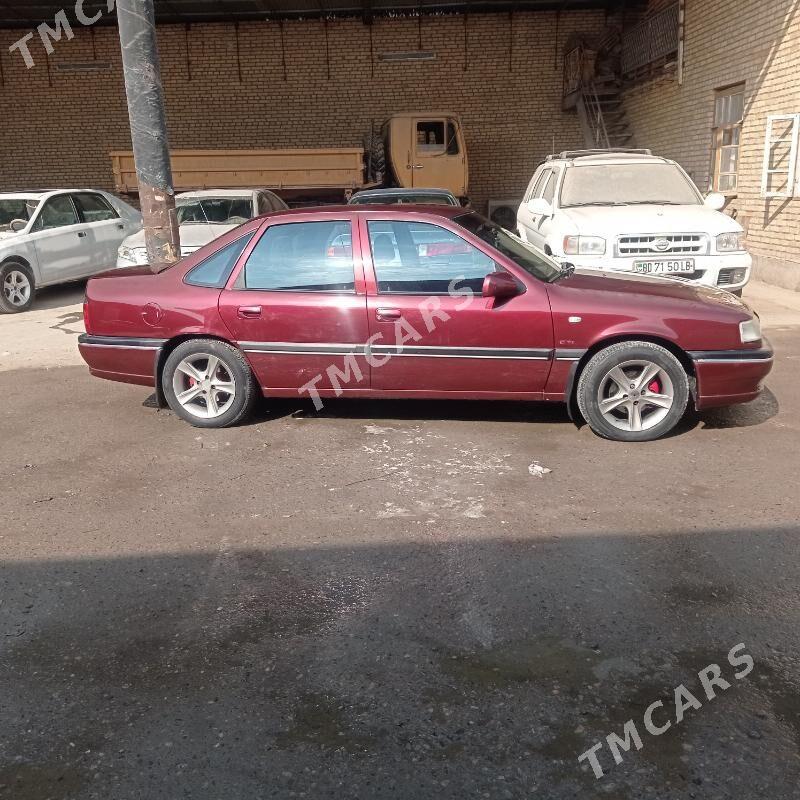 Opel Vectra 1994 - 44 000 TMT - Sakar - img 4