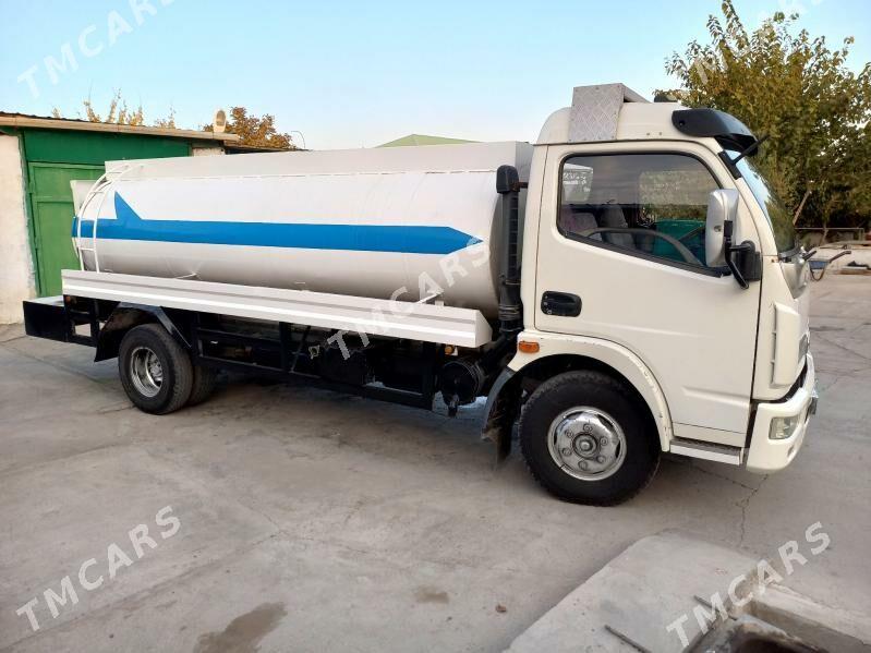 Mitsubishi Canter 2011 - 220 000 TMT - Тязе заман - img 2