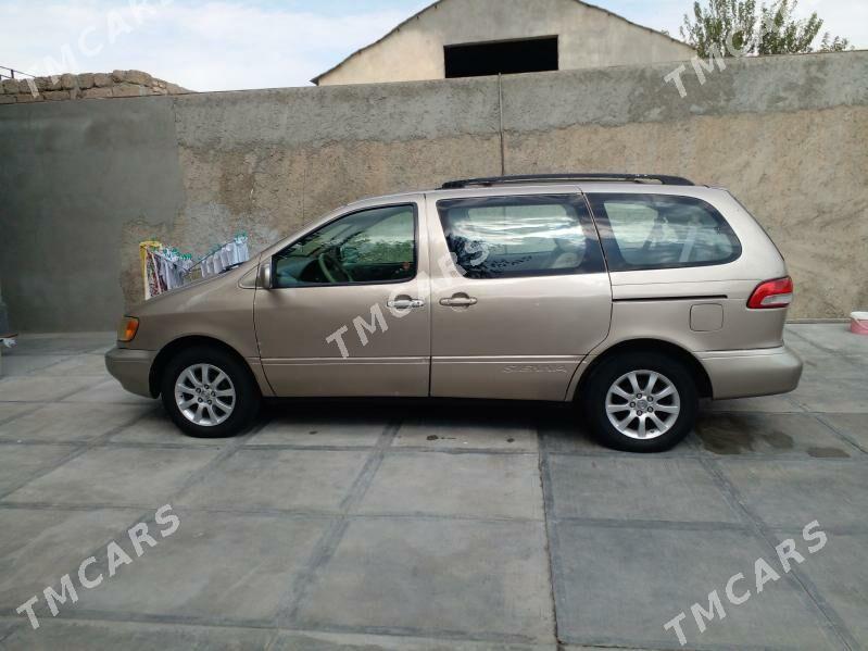 Toyota Sienna 2002 - 120 000 TMT - Çoganly - img 6