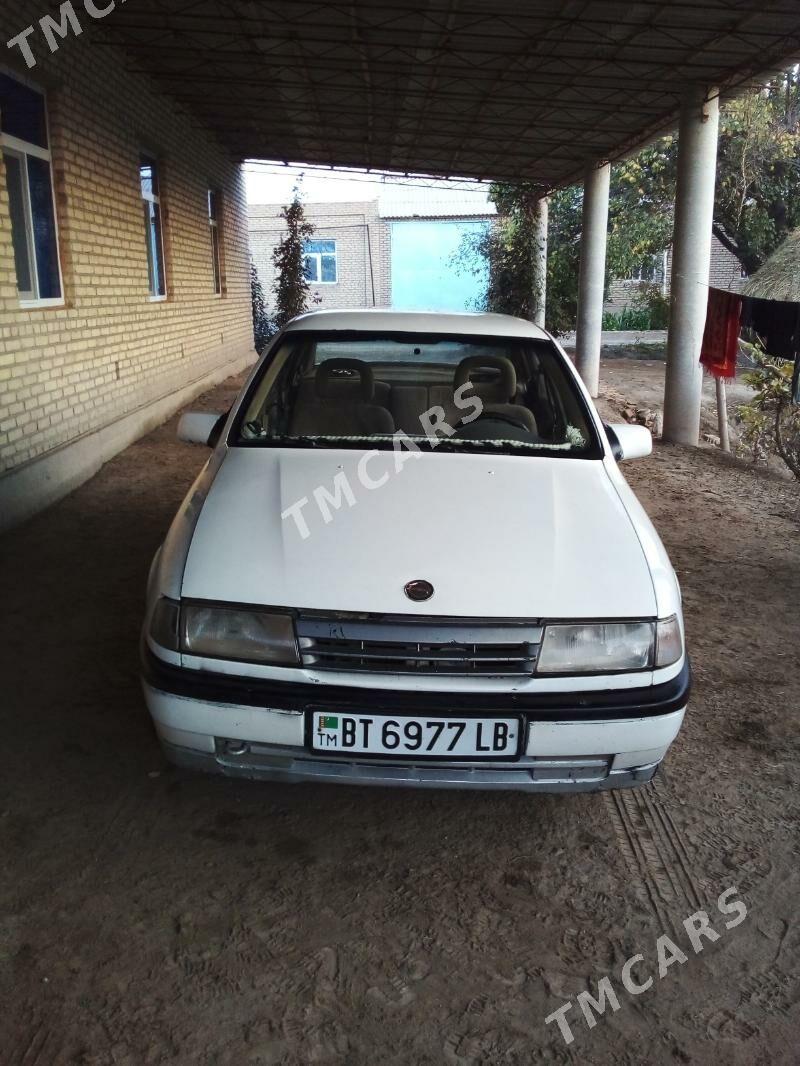 Opel Vectra 1990 - 30 000 TMT - Саят - img 4