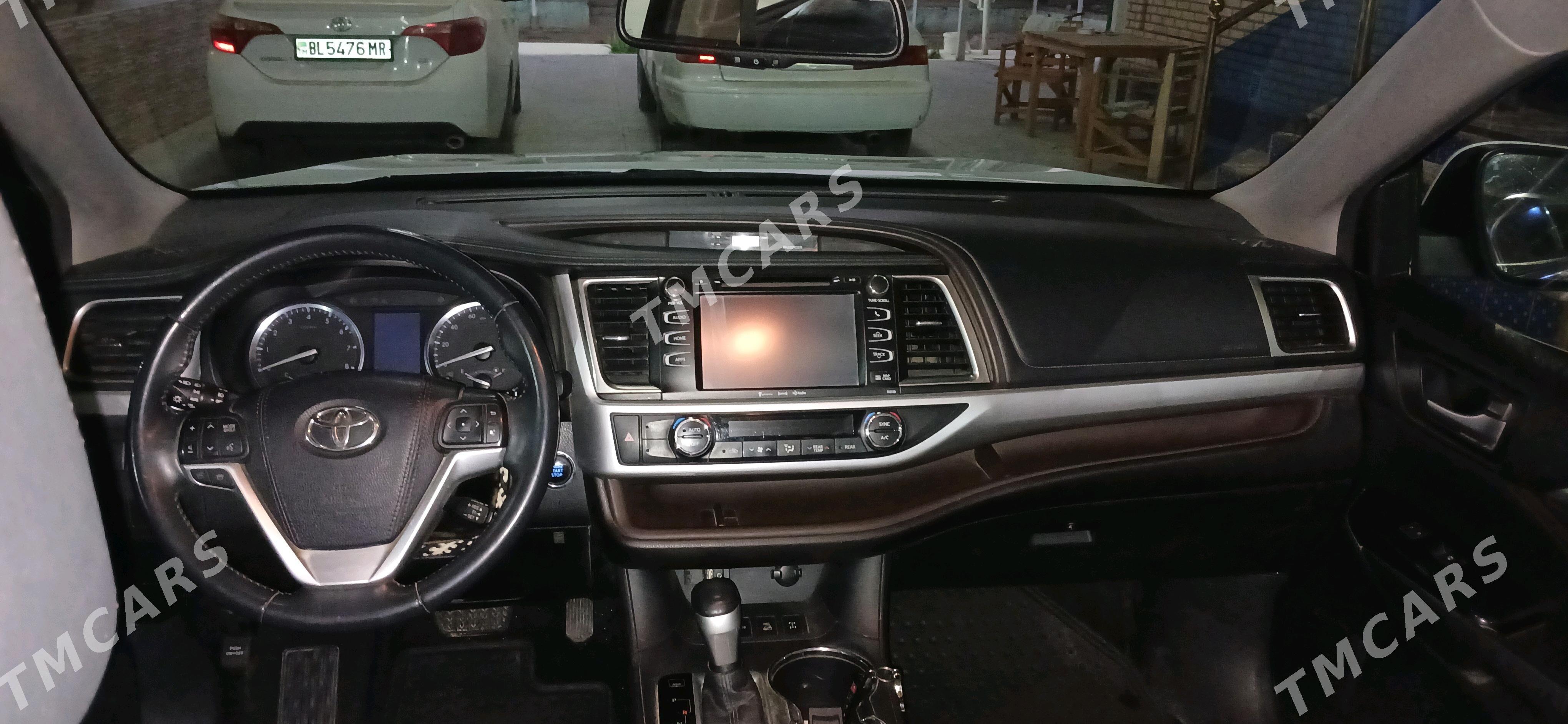 Toyota Highlander 2016 - 410 000 TMT - Сакарчага - img 10