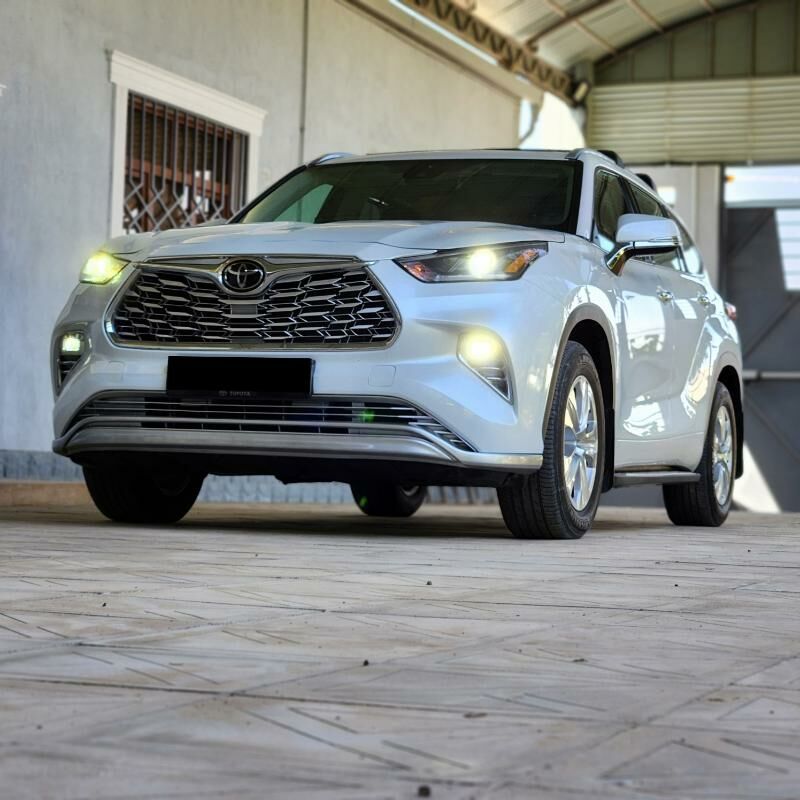 Toyota Highlander 2022 - 680 000 TMT - Aşgabat - img 3