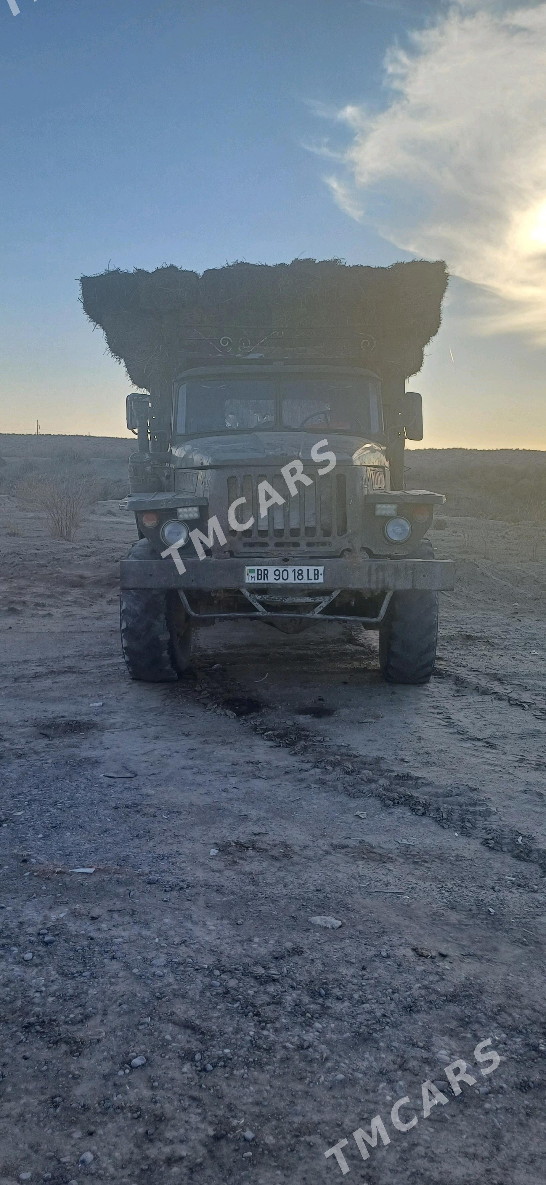 Ural 4320 1992 - 160 000 TMT - Саят - img 4