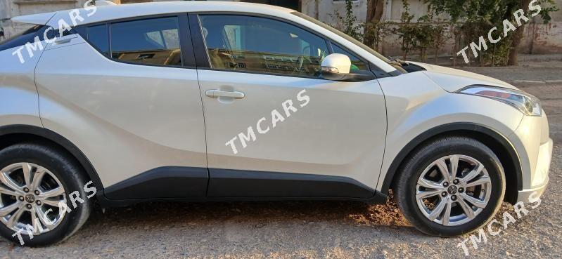 Toyota C-HR 2019 - 270 000 TMT - Mary - img 2