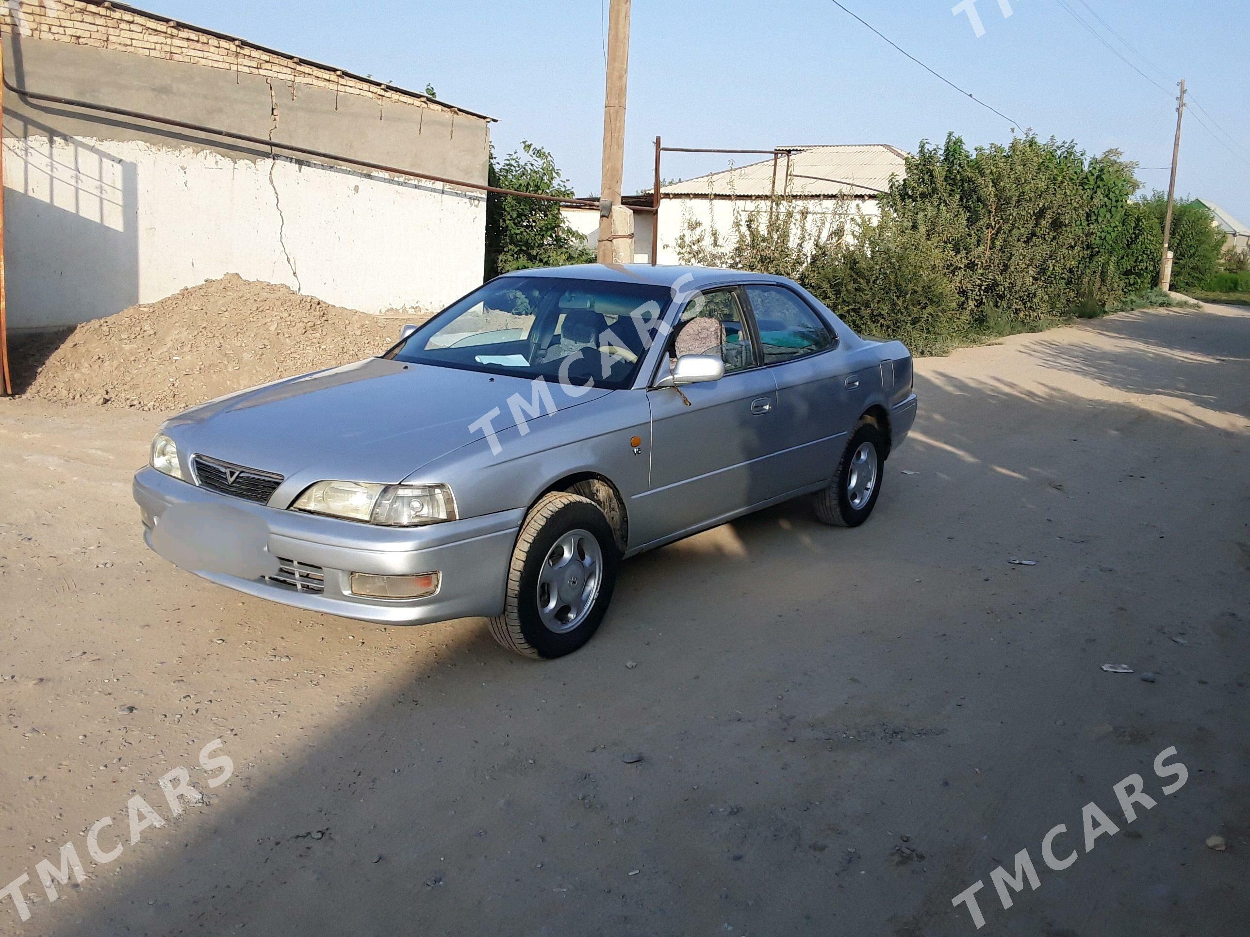 Toyota Vista 1995 - 40 000 TMT - Ёлётен - img 3