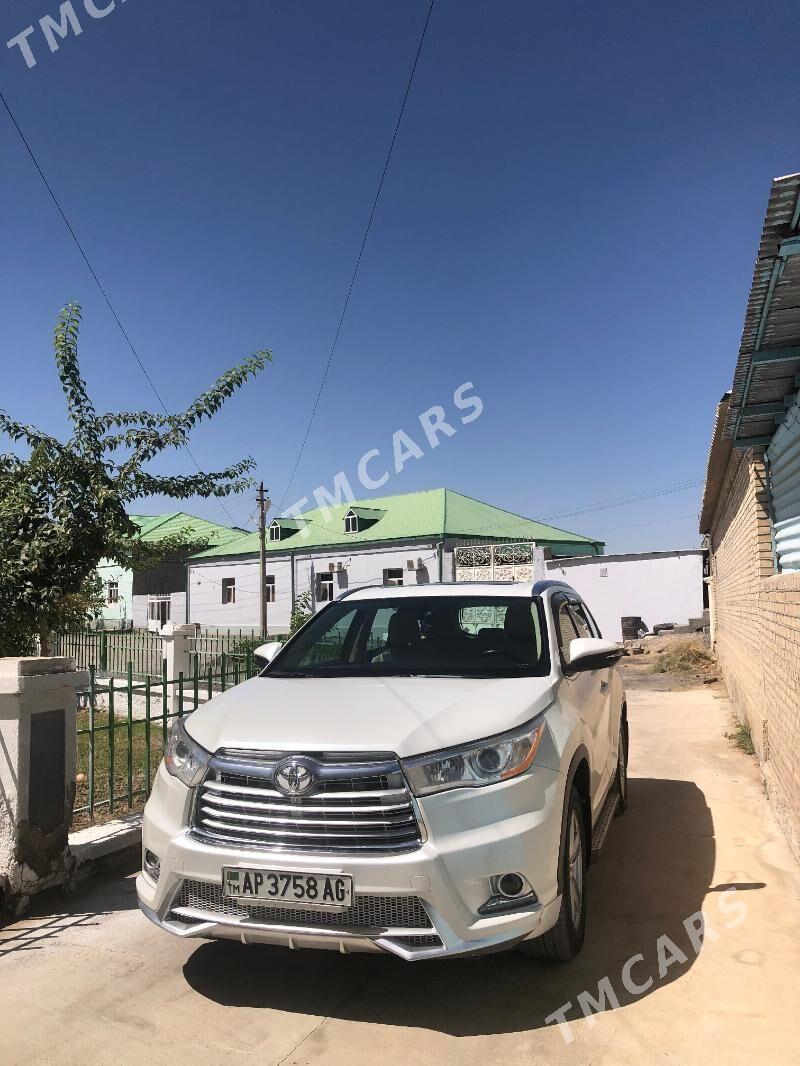 Toyota Highlander 2016 - 400 000 TMT - Aşgabat - img 4