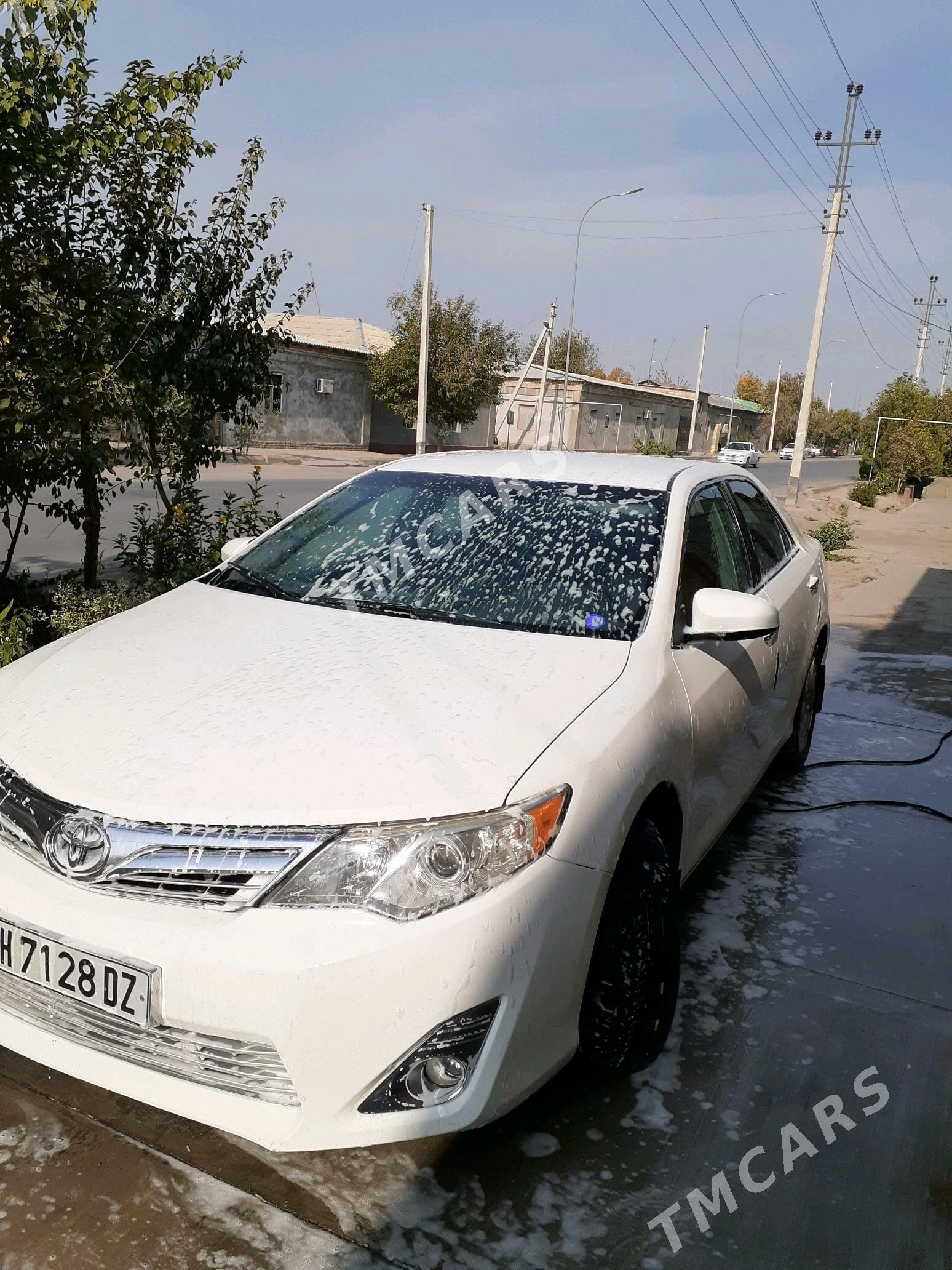 Toyota Camry 2012 - 165 000 TMT - Дашогуз - img 2