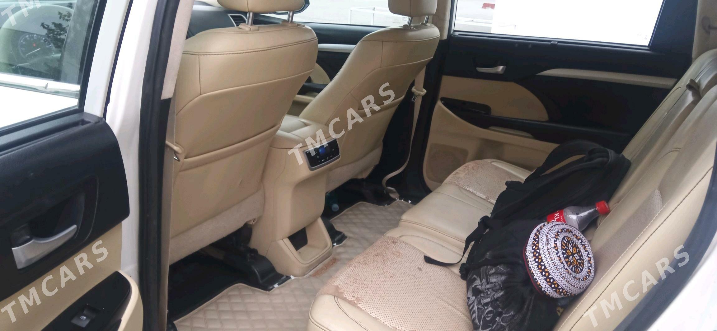 Toyota Highlander 2016 - 410 000 TMT - Aşgabat - img 3