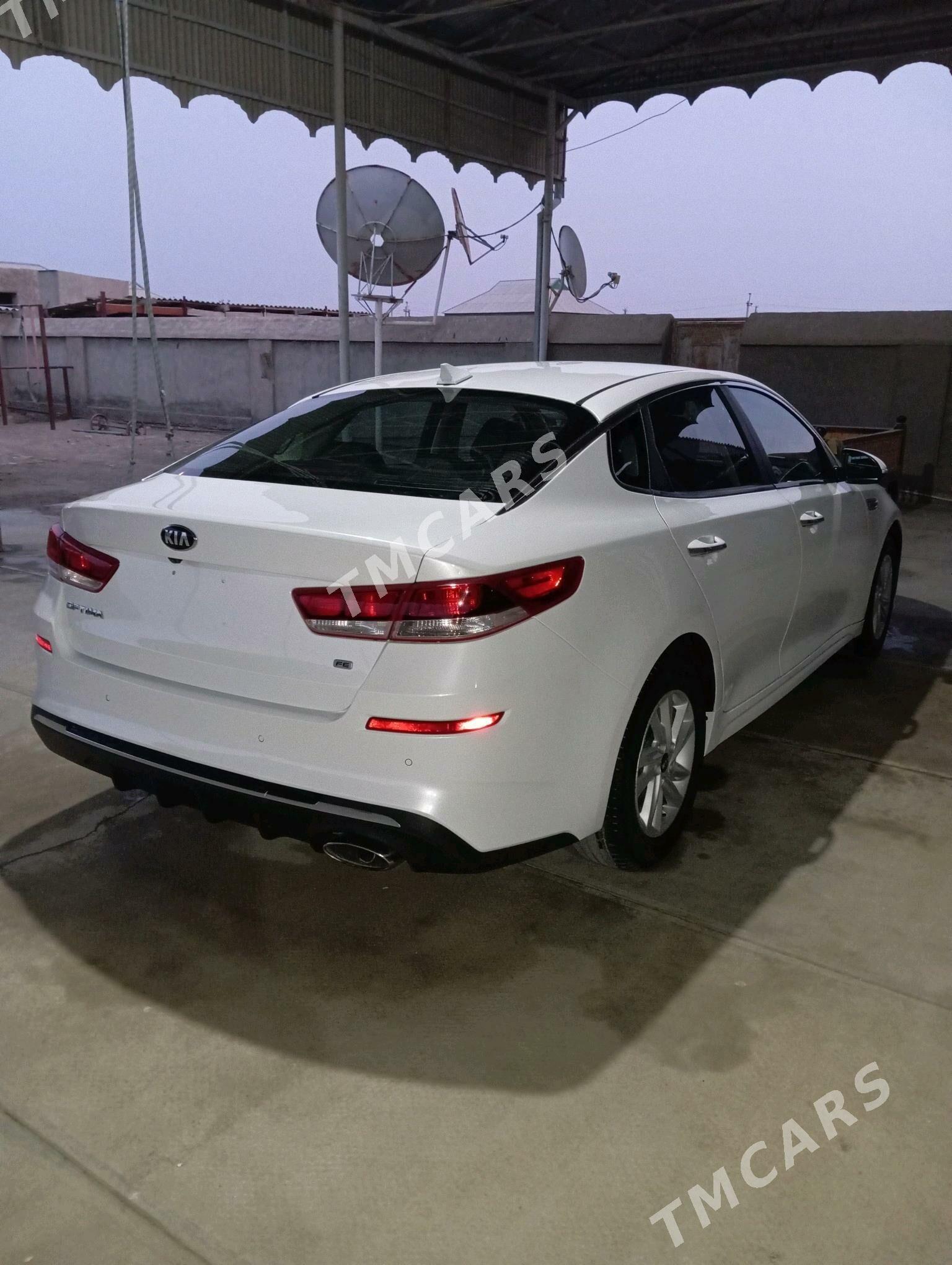 Kia Optima 2019 - 175 000 TMT - Мары - img 2