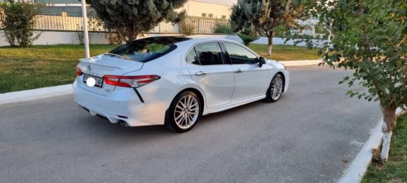 Toyota Camry 2019 - 319 000 TMT - Aşgabat - img 9