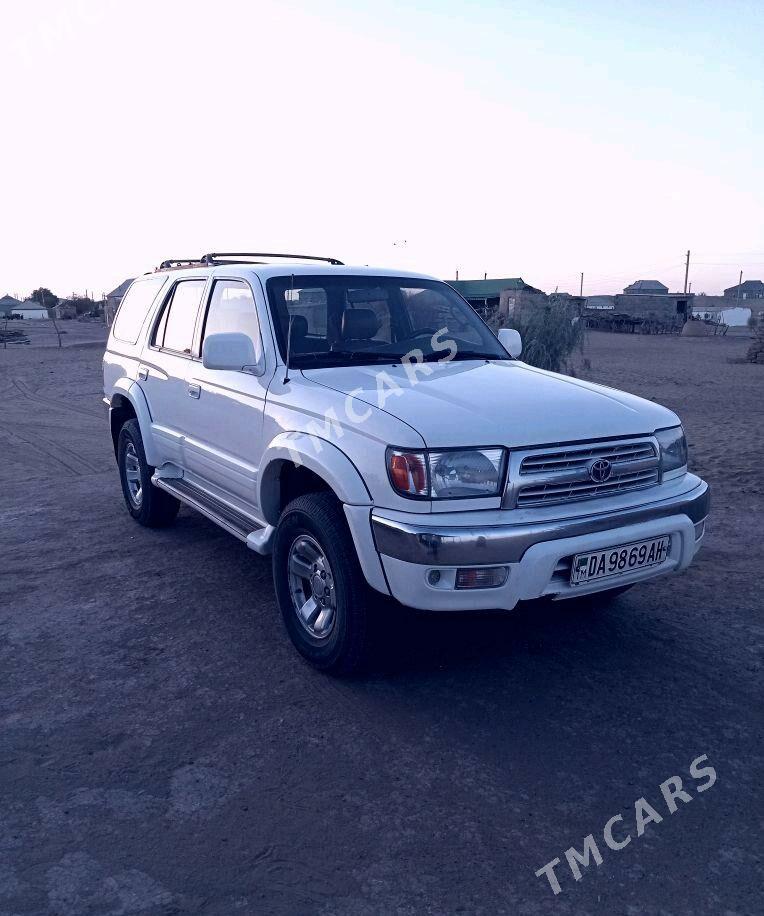 Toyota 4Runner 2000 - 118 000 TMT - Ак-Бугдайский этрап - img 2