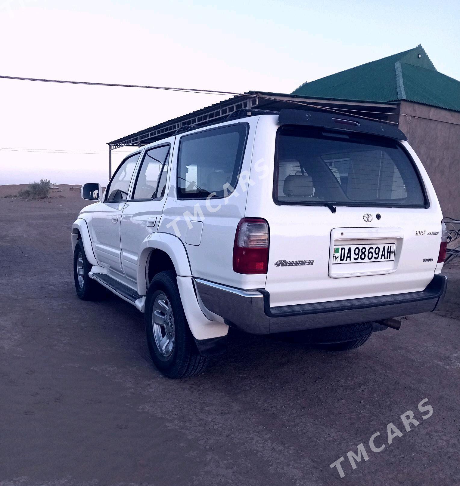 Toyota 4Runner 2000 - 118 000 TMT - Ак-Бугдайский этрап - img 3